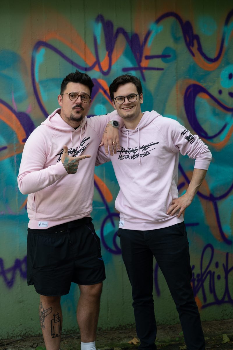 Blockmagazin Hoodie mit Patrick Vogel